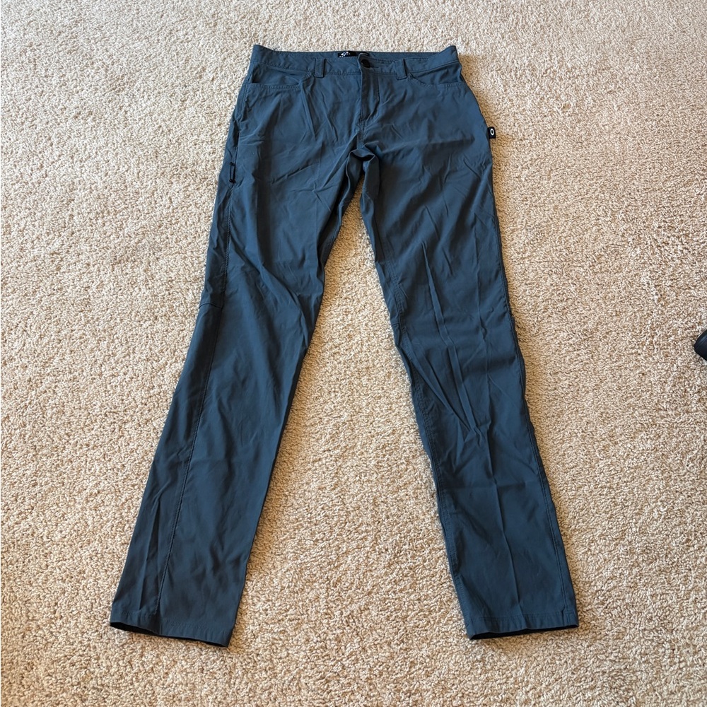 Oakley Men's Dark Blue Cargo Pants